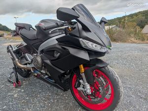 APRILIA RS 660