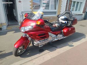 HONDA GOLDWING