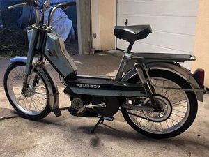 MOBYLETTE PEUGEOT 105 VEND OU ÉCHANGE 103