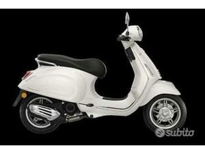 PIAGGIO VESPA PRIMAVERA 50-125-150 NEW VARI COLORI