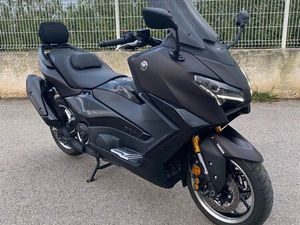 T MAX 560 TECH MAX DARK MAGMA