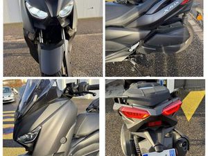 YAMAHA X-MAX 300 NOIR MAT ÉTAT NEUF