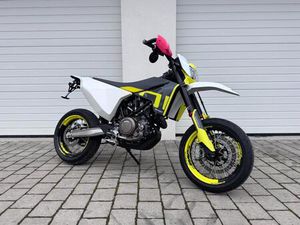 HUSQVARNA 701 SUPERMOTO | A2 | VIEL ZUBEHÖR | REIFEN + TÜV NEU