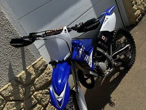 125 YZ