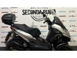 VENDO PIAGGIO MP3 300 ABS HPE (2021 - 24) USATA A LUCCA (CODICE 9904909) - MOTO.IT
