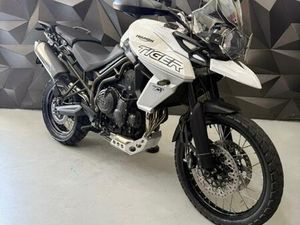 TRIUMPH TIGER 800 XCX
