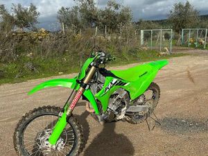 KAWASAKI KX 250F AVIS