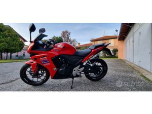HONDA CBR 500 RA 2015