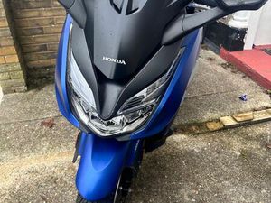 HONDA, NSS, 2022, 330 (CC)