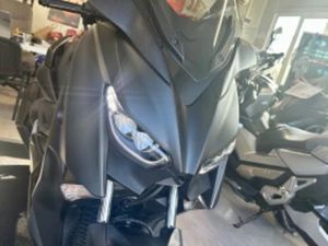 YAMAHA X-MAX 400I ABS/TC/LED 04.2018Г.