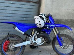 YAMAHA - YZ 125