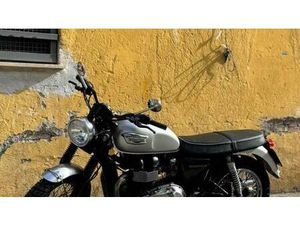 VENDO TRIUMPH BONNEVILLE T100 (2001 - 07) USATA A ROMA (CODICE 9904680) - MOTO.IT