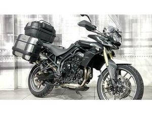 VENDO TRIUMPH TIGER 800 ABS (2010 - 14) USATA A CASALGRASSO (CODICE 9797555) - MOTO.IT