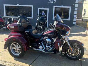 2014 HARLEY-DAVIDSON TRIGLIDE ULTRA CLASS FLHTCUTG