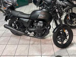 MOTO GUZZI V7 III STONE