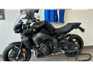 VENDO YAMAHA MT-10 (2022 - 25) USATA A PESCATE (CODICE 9904809) - MOTO.IT