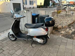 BLECHROLLER. VESPA LX 50. TOP ERHALTEN
