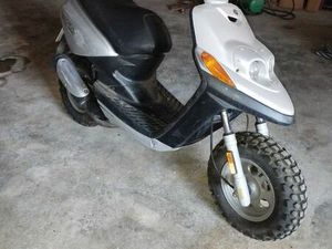 SCOOTER - YAMAHA BWS 50 VILA NOVA DE PAIVA, ALHAIS E FRÁGUAS