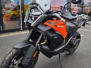 KTM 1390 SUPER ADVENTURE S