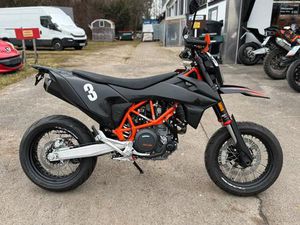 KTM 690 SMC BLACK REMUS