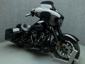 2018 HARLEY DAVIDSON FLHXS STREET GLIDE SPECIAL W/ABS