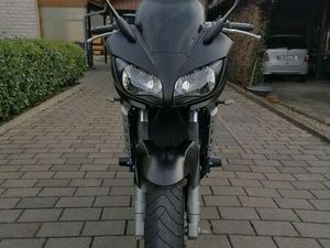 YAMAHA FZS 1000