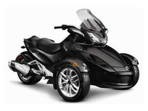 2014 CAN-AM SPYDER ST