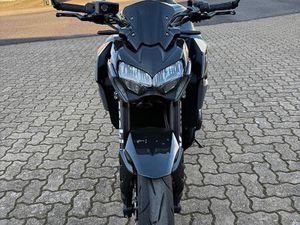 KAWASAKI Z900 PERFORMANCE 2024