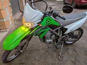 ENDURO KAWASAKI KLX 125 LEICHTKRAFTRAD HU (TÜV) NEU