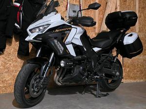 KAWASAKI VERSYS 1100SE GRAND TOUR +