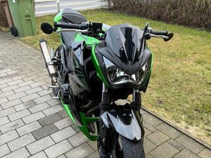 KAWASAKI Z300