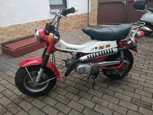 SUZUKI RV 50 MOPED MOTORRAD OLDTIMER ORIGINALPAPIERE
