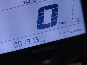 MOTORPLLER SUZUKI AVENIS