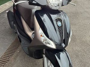 PIAGGIO MEDLEY 125 (2024)
