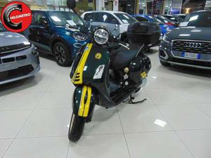 VESPA GTS SUPER 300 HPE VERDE