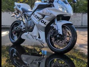 HONDA CBR 1000RR FIREBLADE SC57B