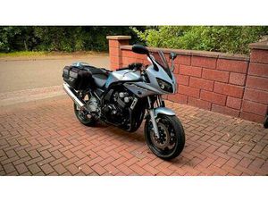 YAMAHA FAZER 600