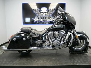 2017 INDIAN MOTORCYCLE® CHIEFTAIN® THUNDER BLACK PEARL