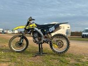 RMZ 250 2010