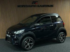 AIXAM CROSSOVER BLACK XL KOFFERRAUM 8 PS KUBOTA | RFK | 45 KM/H | RÜCKFAHRKAMERA | INNERHALB 250 KM KOSTENLOSE LIEFERUNG | MOPEDAUTO | LEICHTMOBILE