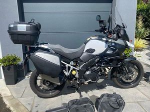 SUZUKI 1000 V-STROM