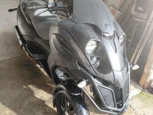 ÉCHANGE MAXI SCOOTER 3 ROUES 500 CM3