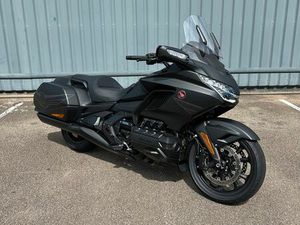 HONDA GL 1800 GOLDWING BAGGER DCT 50TH 1ÈRE MAIN - REPRISE POSSIBLE