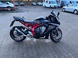 HONDA CBR 650F, RC74