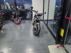 TRIUMPH SPEED TWIN 1200 (EU5)