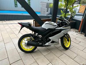 YAMAHA YZFR 125