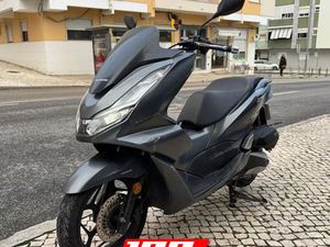 HONDA PCX125 SETÚBAL (SÃO JULIÃO, NOSSA SENHORA DA ANUNCIADA E SANTA MARIA DA GRAÇA)