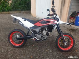 HUSQVARNA SUPERMOTARD 610