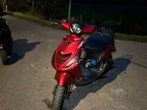 PIAGGIO ZIP 70CC LC BROM — SCOOTERS | PIAGGIO — MARKTPLAATS