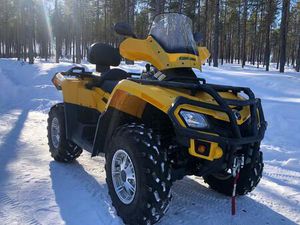 QUAD ATV LOF CAN AM OUTLANDER V800 MAX XT 4X4 1350 KM (WIE NEU)
